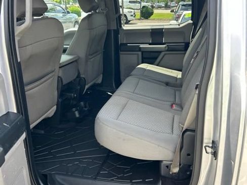 Used 2016 Ford F150 XLT RWD image 10