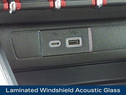 Used 2025 GMC Canyon AT4 w/ AT4X Package image 30