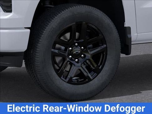 New 2026 Chevrolet Silverado 1500 Custom w/ LPO, Dark Essentials Package AWD/4WD image 10