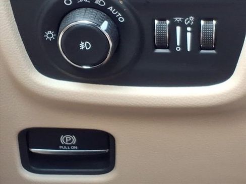 New 2026 Jeep Grand Cherokee L Limited image 24