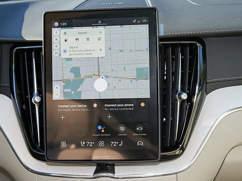 New 2026 Volvo XC60 B5 Ultra w/ Protection Package Premier image 24