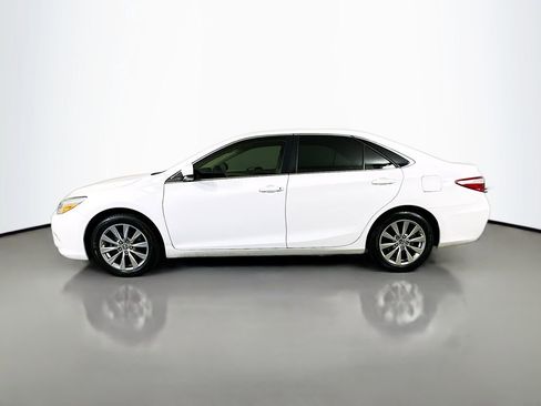 Used 2016 Toyota Camry XLE FWD image 4