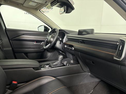 Used 2025 MAZDA CX-50 AWD 2.5 Hybrid w/ Premium Pkg image 29