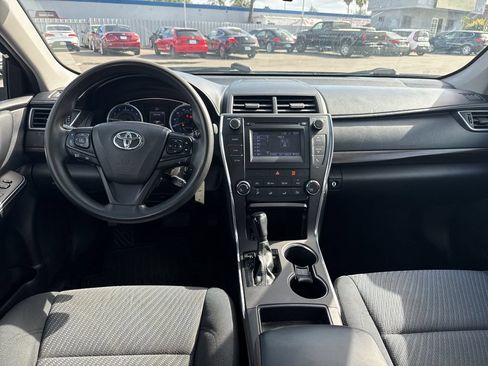Used 2016 Toyota Camry LE FWD image 6