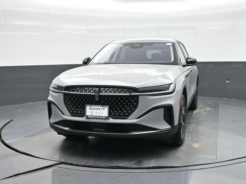New 2026 Lincoln Nautilus Premier w/ Jet Appearance Package AWD/4WD image 17