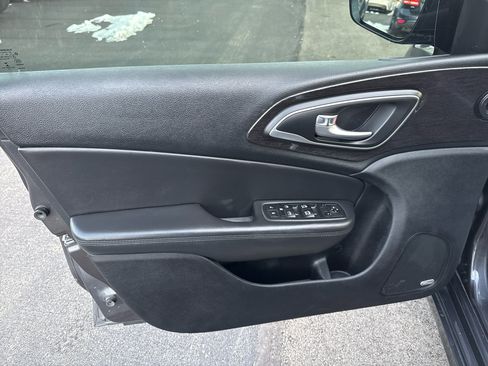 Used 2015 Chrysler 200 C w/ Navigation & Sound Group I image 10