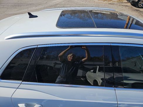 Used 2021 Audi Q3 2.0T Premium w/ Convenience Package image 7