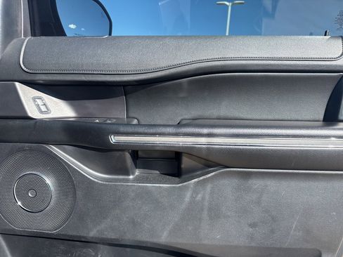 Used 2018 Ford Expedition Max XLT w/ Equipment Group 202A image 13