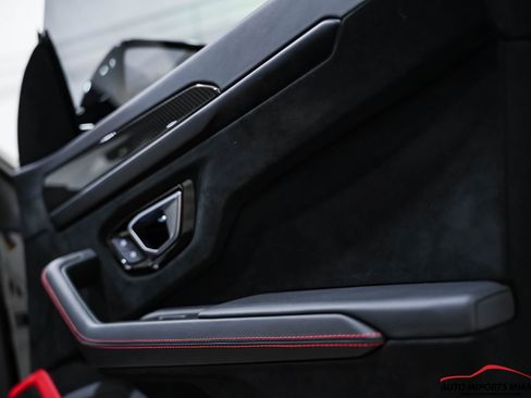 Used 2023 Lamborghini Urus Performante image 60