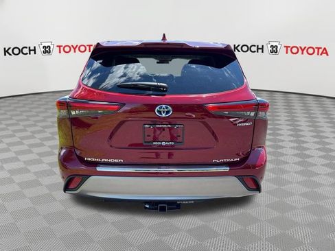 Used 2022 Toyota Highlander Platinum AWD/4WD image 7