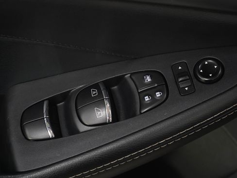 Used 2023 Nissan Maxima SL FWD image 20
