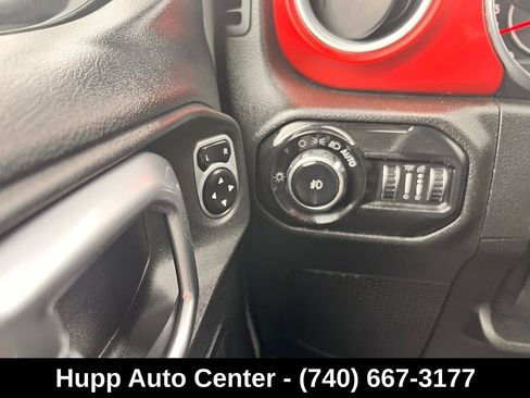 Used 2018 Jeep Wrangler Unlimited Rubicon AWD/4WD image 10