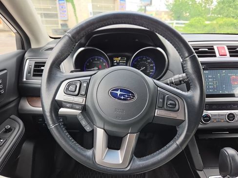 Used 2015 Subaru Outback 2.5i Limited AWD/4WD image 28
