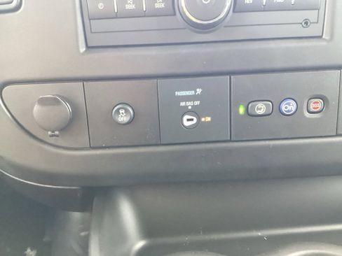 New 2025 Chevrolet Express 2500 Work Van image 29