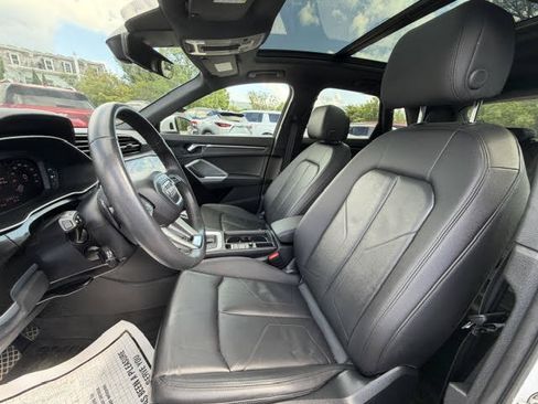 Used 2024 Audi Q3 2.0T Premium w/ Convenience Package AWD/4WD image 9