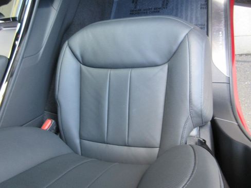 Used 2024 Land Rover Range Rover Sport SE AWD/4WD image 26