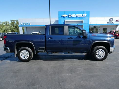 Certified 2022 Chevrolet Silverado 2500 LT w/ Convenience Package AWD/4WD image 4