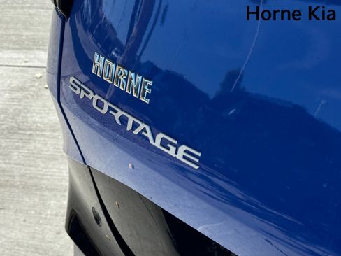 New 2026 Kia Sportage SX image 9