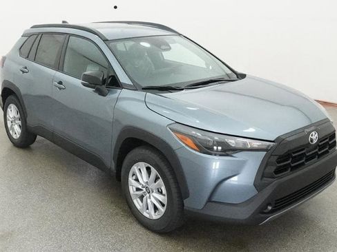 New 2026 Toyota Corolla Cross LE FWD image 13