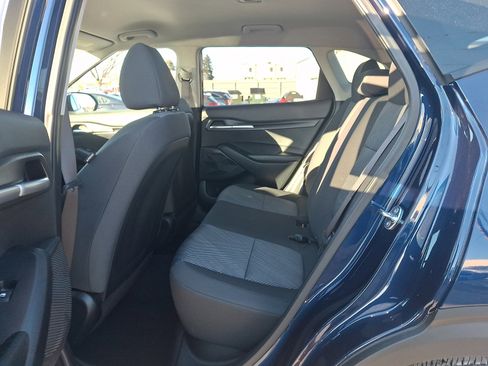 Used 2025 Kia Seltos LX image 10