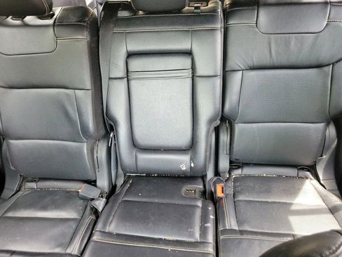 Used 2020 Ford Explorer ST AWD/4WD image 5