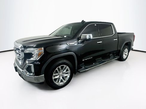 Used 2020 GMC Sierra 1500 SLT RWD image 3