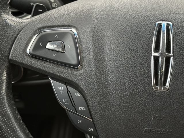 Used 2013 Lincoln MKZ FWD image 15