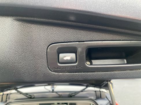 Used 2017 Honda CR-V EX-L image 13