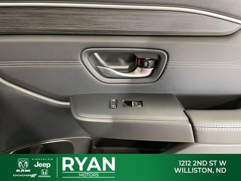 New 2026 Honda Pilot Touring image 30