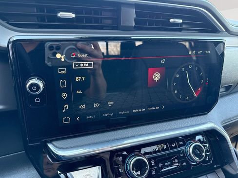 New 2026 GMC Sierra 1500 Denali w/ Technology Package AWD/4WD image 13