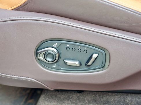 Used 2022 Aston Martin DBX image 26