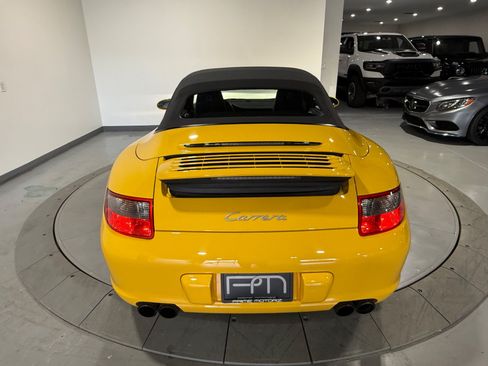 Used 2006 Porsche 911 Carrera RWD image 51