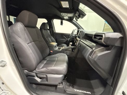 New 2026 Toyota Tacoma SR5 image 19