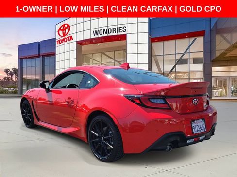Used 2025 Toyota GR86 Premium w/ ALL Weather Mat Package (TMS) RWD image 5
