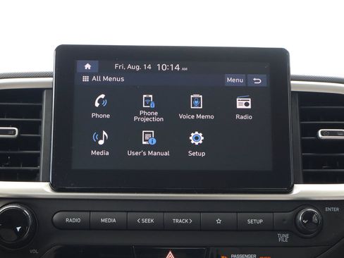 Used 2025 Hyundai Venue SEL FWD image 22