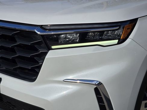 Used 2023 Honda Pilot EX-L image 7