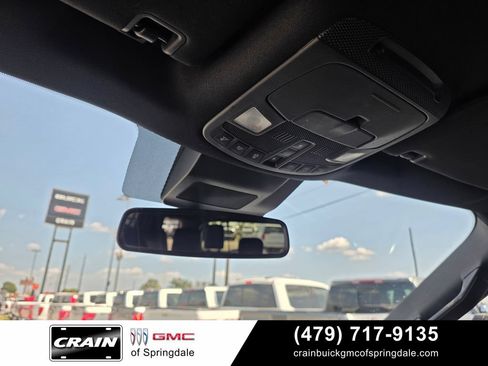 Used 2019 Ford Expedition XLT w/ Equipment Group 202A AWD/4WD image 20