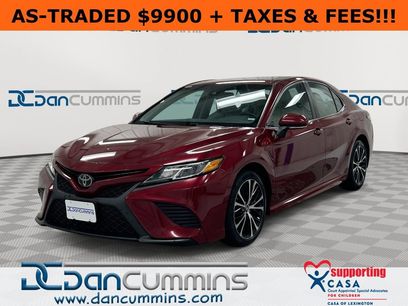 Used 2018 Toyota Camry SE w/ Moonroof Package