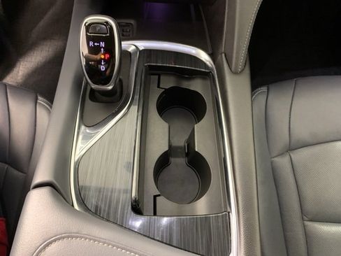 Used 2021 Buick Enclave Premium w/ Sun and Sites Package image 28