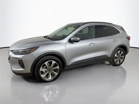 Used 2024 Ford Escape Platinum image 8