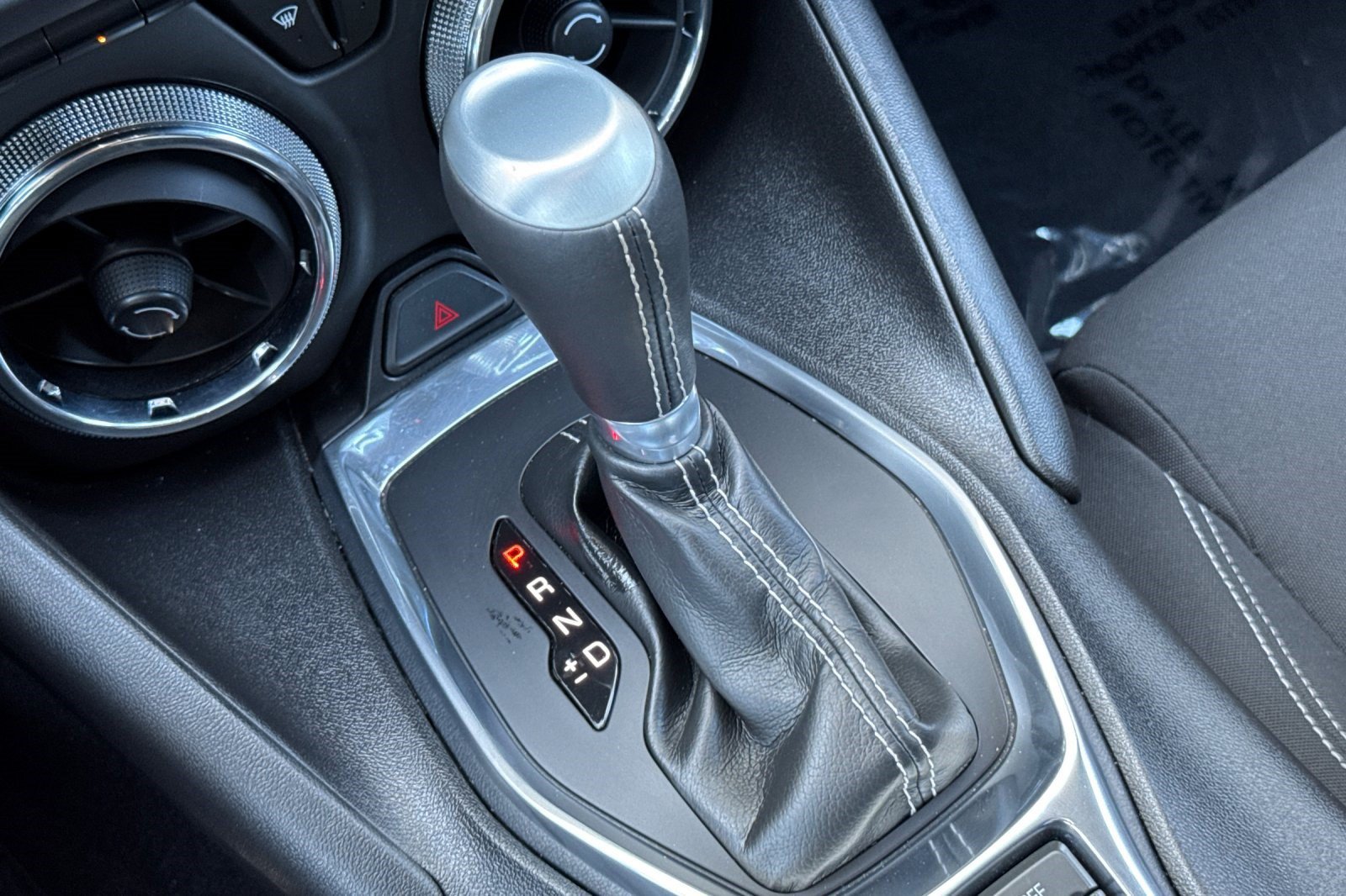 Used 2016 Chevrolet Camaro LT RWD image 18