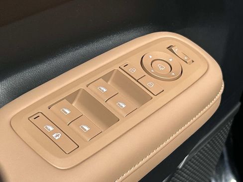 New 2026 Hyundai Santa Fe Limited AWD/4WD image 18