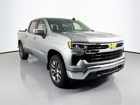 Used 2026 Chevrolet Silverado 1500 LT AWD/4WD image 3