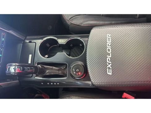 Used 2018 Ford Explorer Sport w/ Equipment Group 401A image 20