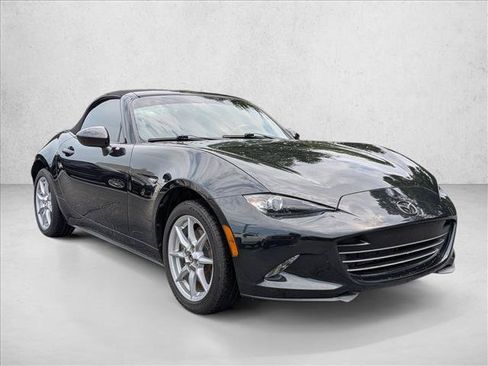 Used 2016 MAZDA MX-5 Miata Sport RWD image 3
