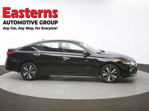 Used 2022 Nissan Altima 2.5 SL AWD/4WD image 46