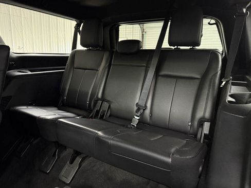 Used 2021 Ford Expedition Max XLT AWD/4WD image 31