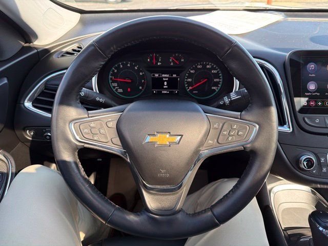 Certified 2019 Chevrolet Malibu LT w/ Leather Package FWD image 24