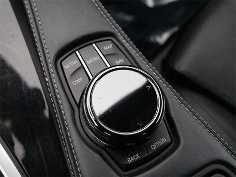 Used 2018 BMW 650i xDrive Convertible image 23