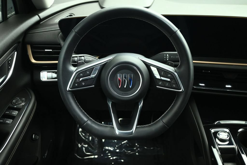 Used 2025 Buick Envision Sport Touring AWD/4WD image 34